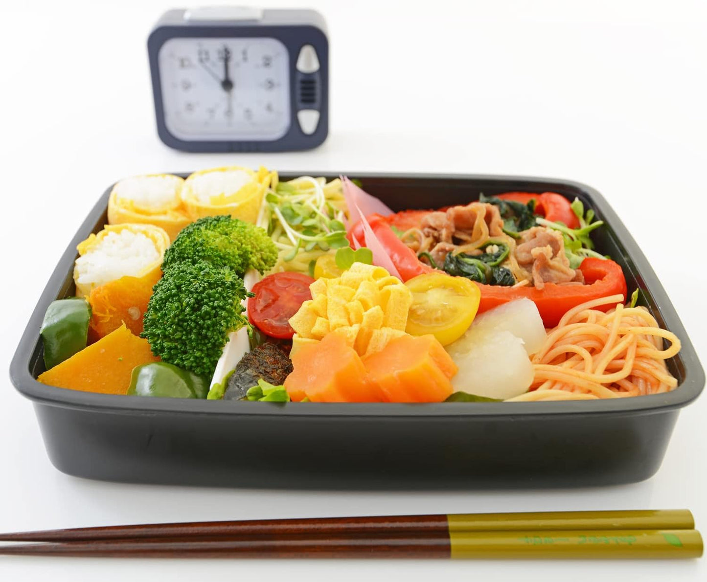 5 Pack 32 oz Plastic Meal Prep Containers with Lids, Leakproof Rectangular Food Storage Container Box for Restaurant, Kitchen, Takeout Food Service Disposables, Freezer/Microwave/Dishwasher Safe Brand: zogsnton